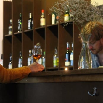 Schloss Neuschweinsteiger - Bars Near Me - Berlin, BE