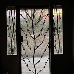 Marron Welding - Inside view of front doorway