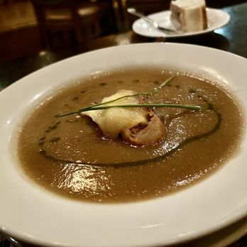 Paon Restaurant & Wine Bar - French onion purée - Wine Bars Near Me - Carlsbad, California Paon Restaurant & Wine Bar - French onion purée - Wine Bars Near Me - Carlsbad, California