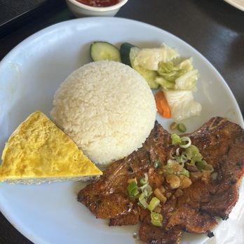 Com Tam Que Huong - Com Tam Suon Nuong Cha - Vietnamese Near Me - Westminster, California