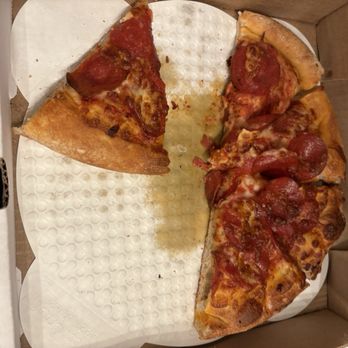 Merlins Pizza - Pepperoni - Pizza Near Me - Destin, Florida Merlins Pizza - Pepperoni - Pizza Near Me - Destin, Florida