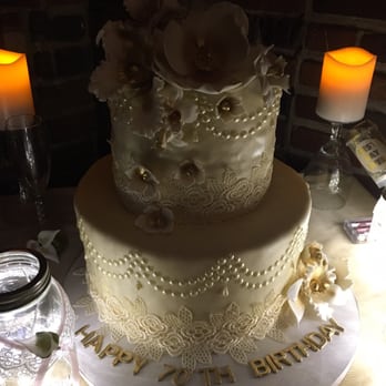 Anna's Cake House - Trust me it's even more delicious than it looks! - Bakeries Near Me - Pasadena, California
