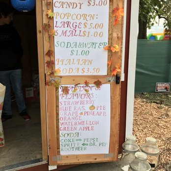 Briscot Farms - Concessions - Pumpkin Patches Near Me - Kent, Washington