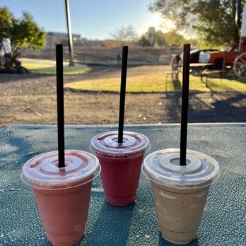 Dark Sky Coffee - strawberry smoothie, mixed berry smoothie, chai frappe - Coffee & Tea Near Me - Torrey, Utah