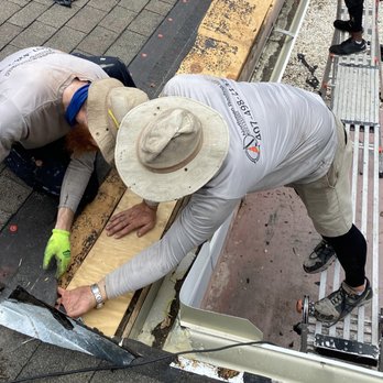 Northmen Roofing - EAVE LEAK ROOF REPAIR - COLLEGE PARK, FL - NORTHMEN ROOFING  https://www.northmenroofing.com - Roofing Near Me - Altamonte Springs, Florida