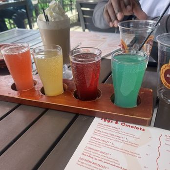 Ruby Sunshine Charlotte Southend - The flight!! - Breakfast & Brunch Near Me - Charlotte, North Carolina