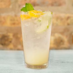 Estrella Negra - Mojito: Fresh muddled fruit options available.