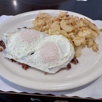 Whitepoint Diner - Corned Beef Hash & 2 Eggs - Diners Near Me - College Point, New York Whitepoint Diner - Corned Beef Hash & 2 Eggs - Diners Near Me - College Point, New York