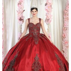 The Curvy Fox Boutique - quincenera and ball gowns