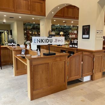 Enkidu Wine - The counter with beautiful wood - Wine Tasting Room Near Me - Healdsburg, California Enkidu Wine - The counter with beautiful wood - Wine Tasting Room Near Me - Healdsburg, California