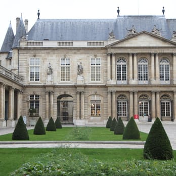 Archives Nationales - National Archive gardens. Photo by farfelue.com - Museums Near Me - Paris, 75