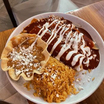Los Agaves - Tacos Near Me - Santa Barbara, California Los Agaves - Tacos Near Me - Santa Barbara, California