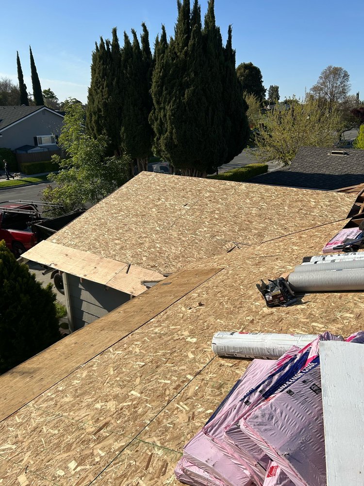 Slide of Universal Builders