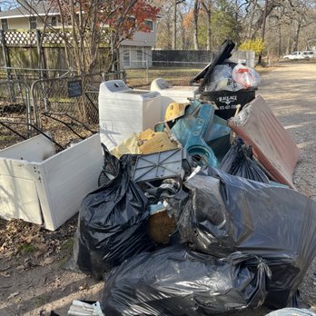 S&S Junk Removal Services - Junk Removal & Hauling Near Me - Wills Point, Texas S&S Junk Removal Services - Junk Removal & Hauling Near Me - Wills Point, Texas
