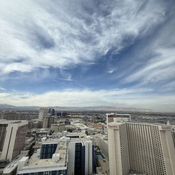 The High Roller - Amusement Parks Near Me - Las Vegas, Nevada