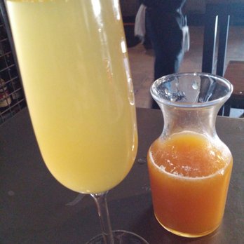 1909 - Peach mimosa - Bars Near Me - Temecula, California