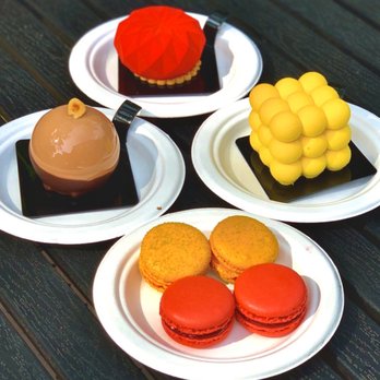 Jonquils Cafe & Bakery - Hazelnut Caramel, Exotique Spheres, Origami, and Macaron. - Cafes Near Me - Boston, Massachusetts
