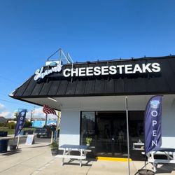 Shawn’s Cheesesteak & Paninis