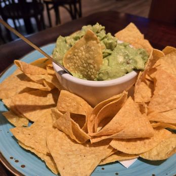Carnegie Diner & Cafe - Guac and chips - Breakfast & Brunch Near Me - Secaucus, New Jersey