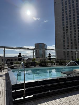 Four Seasons Hotel New Orleans by null