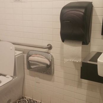 Ding Tea - Clean unisex restroom - Coffee & Tea Near Me - San Diego, California