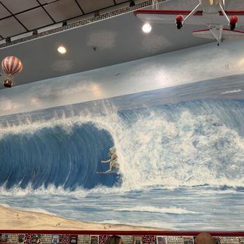 Legends Classic Diner - American Near Me - Glendora, California