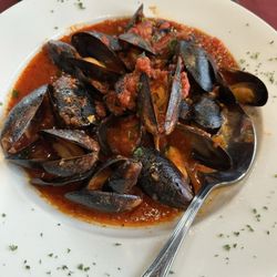 Brick Oven Restaurant - Mussels marrinara