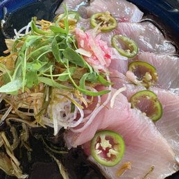 Hamachi Serrano
