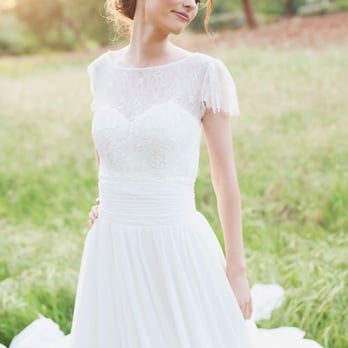 Chanel Artistry - Beautiful & classic bridal makeup - Makeup Artists Near Me Chanel Artistry - Beautiful & classic bridal makeup - Makeup Artists Near Me
