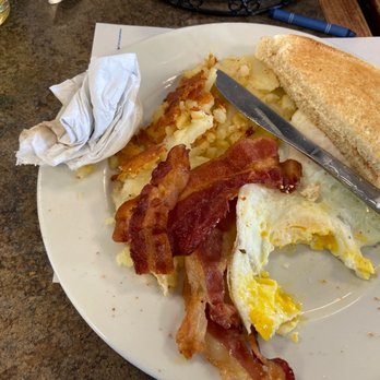 Hellertown Diner - bacon, eggs, and toast on a plate - Diners Near Me - Hellertown, Pennsylvania