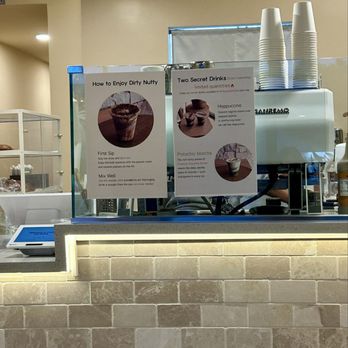 Cafe Eclado - Cafes Near Me - Artesia, California