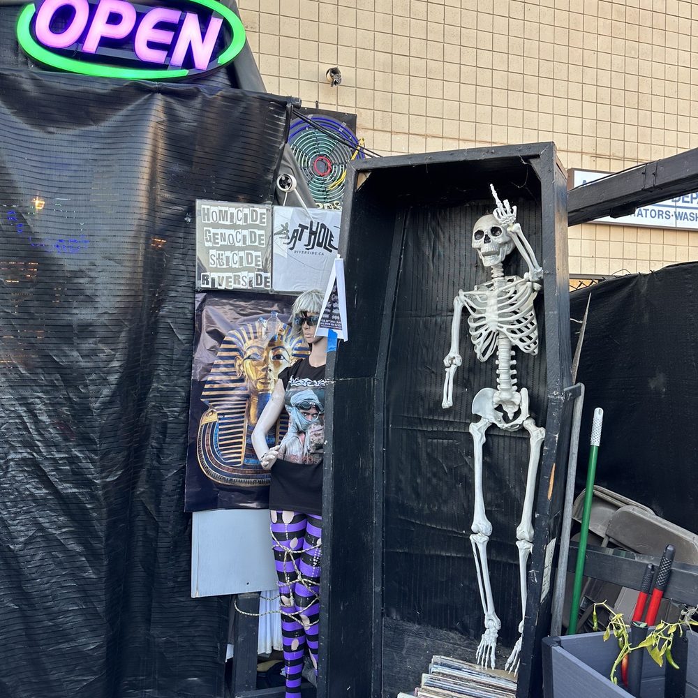 Rat Hole - Vinyl Records Near Me - Riverside, California Rat Hole - Vinyl Records Near Me - Riverside, California
