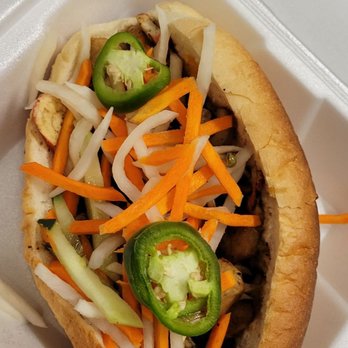 Pho Thai Son - UT Campus - Gross grilled seafood bahn mi - Vietnamese Near Me - Austin, Texas Pho Thai Son - UT Campus - Gross grilled seafood bahn mi - Vietnamese Near Me - Austin, Texas