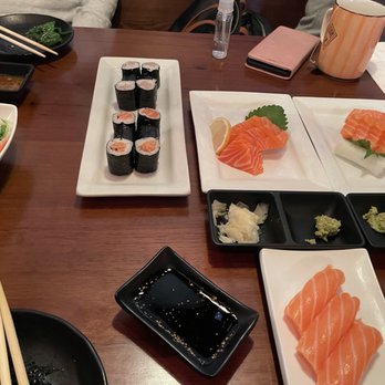 EAT'S SUSHI - Salmon rolls, salmon sushi, and salmon sashimi - we love salmon! - Sushi Bars Near Me - Costa Mesa, California