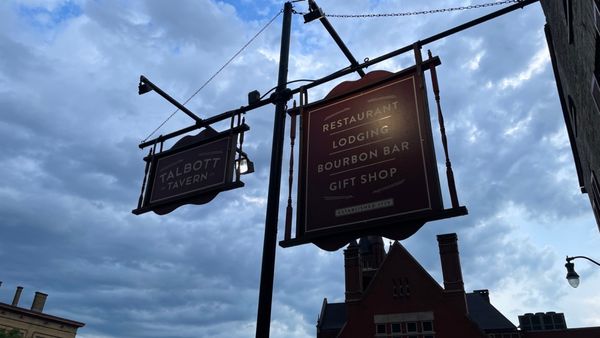 The Old Talbott Tavern by null