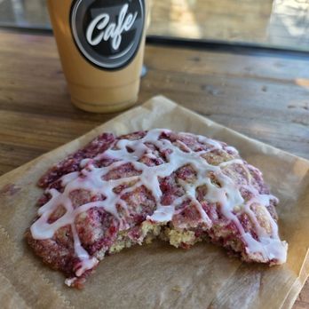 TG Cafe - Iced Americano & Raspberry Cookie - Juice Bars & Smoothies Near Me - Chula Vista, California