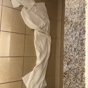 Harrah's Laughlin - A Caesars Rewards Destination - This towels was on floor like that up on my arrival - Hotels Near Me - Laughlin, Nevada