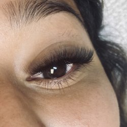 Go Naked Wax and Lash studio - Soft volume lashes!