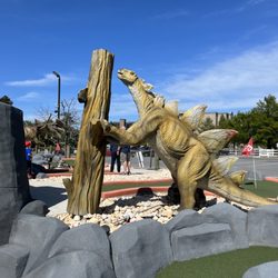 Nick’s Mini Golf Dewey Beach Golf - Stegosaurus