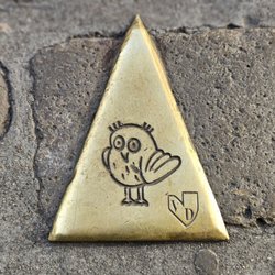 La Chouette de l'Eglise Notre Dame - Follow trail markers like this