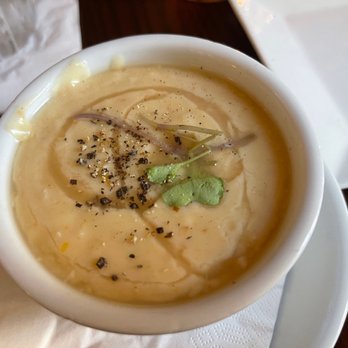 82 Queen - She Crab Soup - Southern Near Me - Charleston, South Carolina