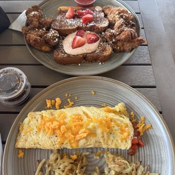 Dandelion Cafe - Strawberry French Toast Veggie Omelette and Hashbrowns - Coffee & Tea Near Me - Bellaire, Texas Dandelion Cafe - Strawberry French Toast Veggie Omelette and Hashbrowns - Coffee & Tea Near Me - Bellaire, Texas