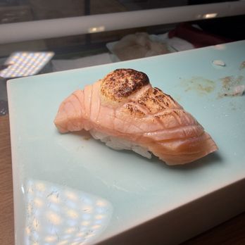 Hinoki - Norwegian salmon with garlic aioli sauce - Sushi Bars Near Me - Frisco, Texas