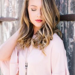 Lacey McLaughlin Photography - Timeless portraits by Lacey McLaughlin Photography