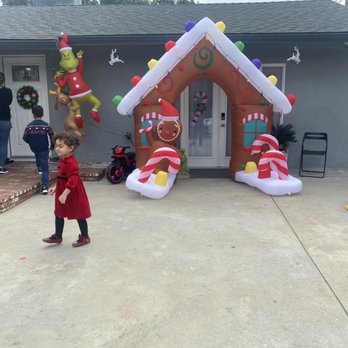 Wonder World Daycare - Christmas - Child Care & Day Care Near Me - Canoga Park, California