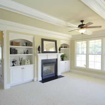 Sergio's Handyman & Landscaping - a living room with a fireplace - Landscaping Near Me - Kingston, Washington Sergio's Handyman & Landscaping - a living room with a fireplace - Landscaping Near Me - Kingston, Washington