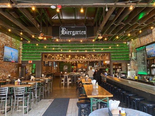Short North Pint House by null