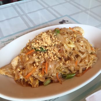 Siam Orchid Thai Restaurant - Lunch menu chick pad Thai- it looks as small as it came out in the picture, but it is actually plentiful. - Thai Near Me - Scarsdale, New York Siam Orchid Thai Restaurant - Lunch menu chick pad Thai- it looks as small as it came out in the picture, but it is actually plentiful. - Thai Near Me - Scarsdale, New York