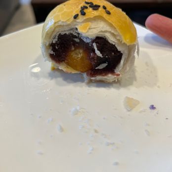 Yi Soon Bakery - Red bean egg yolk shortcake is good! Whole yolk inside! - Bakeries Near Me - Allston, Massachusetts