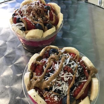 Flavor Theory - Medium bowl - Acai Bowls Near Me - Riverside, California